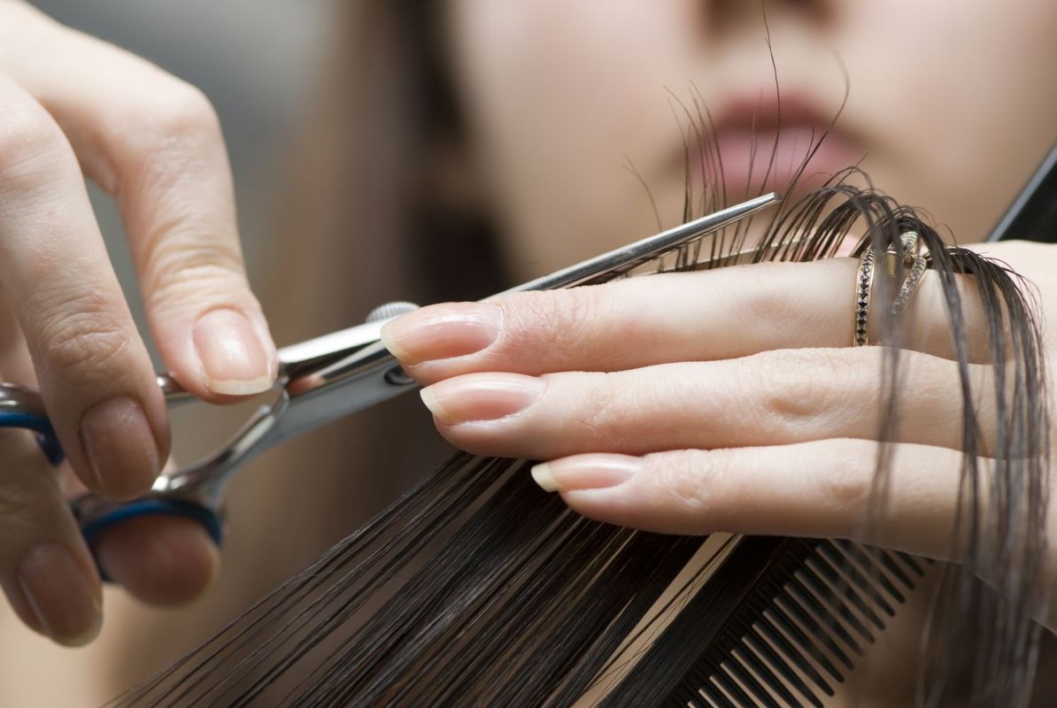 Как выбрать парикмахерские курсы обучения  для девушек, девочек